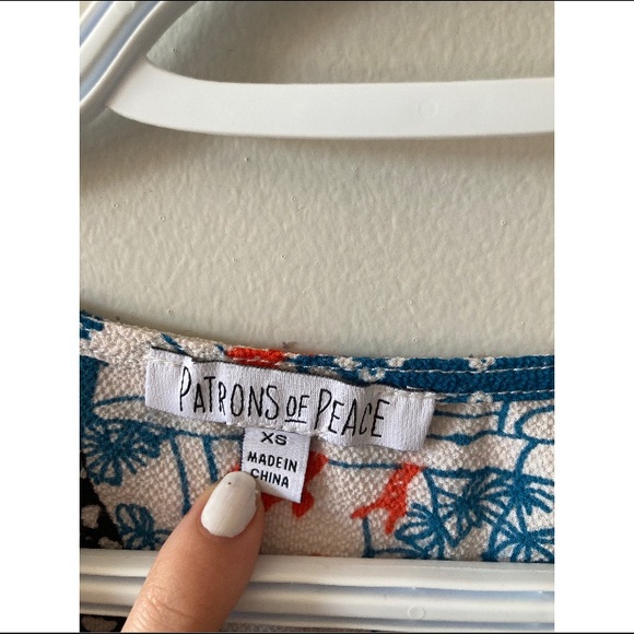 BUTTON UP / TIE UP BLOUSE - Picture 5 of 6